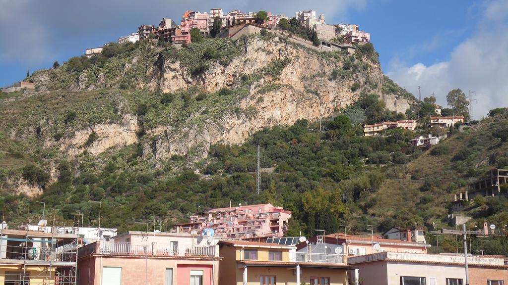Апартаменты La Casa Di Marilena Таормина Экстерьер фото